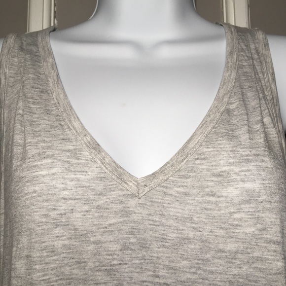 BANANA 🍌 REPUBLIC TANK TOP - Picture 5 of 7